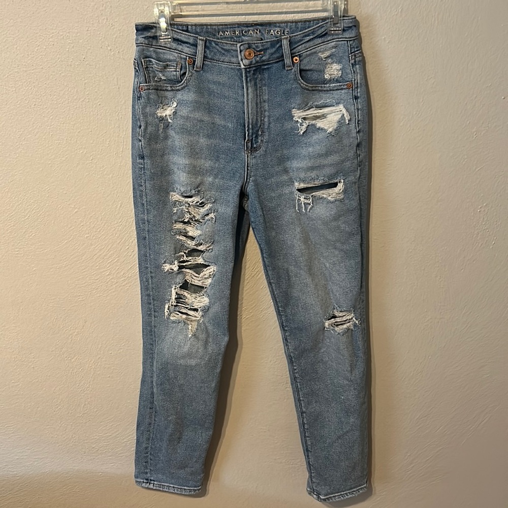 American Eagle Mom Jeans